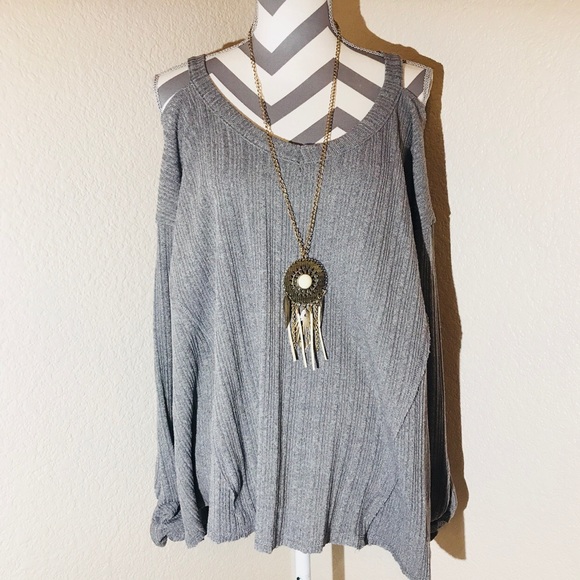 Inspired Hearts open shoulder sweater - Picture 2 of 5